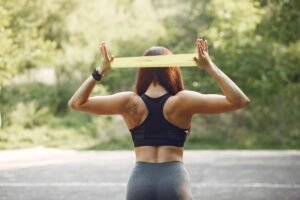 ejercicios espalada para prevenir la escoliosis